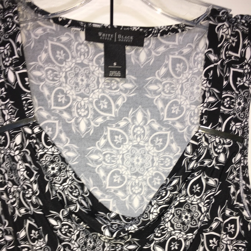 WHITE HOUSE|BLACK MARKET COWELL NECK TANK  TOP - Picture 3 of 7
